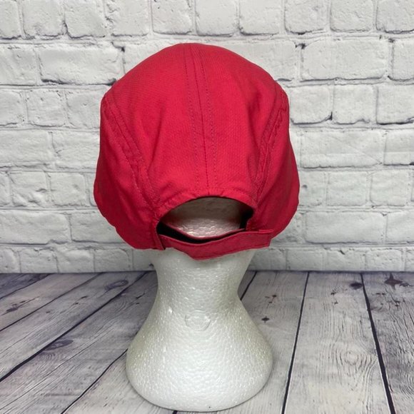 Reebok Pink Hat Running Cap 5 Panel Lightweight Strap Back Fits Women Size L-XL - Picture 3 of 4